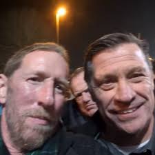 Ray Flowers (@FlowersRay)