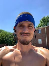 What time does the books close for the 6am run?