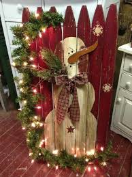 Get Inspired With 10 Cheerful Christmas Outdoor Decorations Homesthetics Inspiring Ideas For Your Home Christmas Crafts Christmas Diy Christmas Decorations Rustic