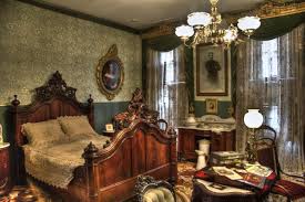 Pin By Easy Idea On Luxury Victorian Bedroom Victorian Interior Design Victorian Home Decor