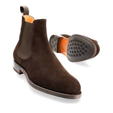 The chelsea boot is a casual shoe first and foremost, making it a great choice for everyday wear. Chelsea Boots 810 Forest