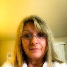 Cynthia Townley's Instagram, Twitter & Facebook