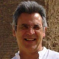 Close to the Bone: Life-Threatening Illness as a Soul Journey by Jean  Shinoda Bolen