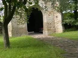 Undeva, pe aici prin ardeal, un părinte a fost reclamat la episcopul locului că face nu știu ce vrăji femeilor să nu le mai bată bărbații lor. Rugaciune Pentru Liniste La Locul De Munca Cluc24 Crestin Ortodox