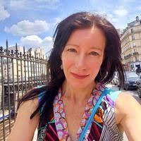 Jennifer Werth's Instagram, Twitter & Facebook