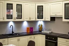 how to choose the best kitchen cabinet