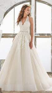 Die preisgekrönte designerin madeline gardner aus new york kreiert. Morilee Von Madeline Gardner Fruhling 2017 Brautkleider Kollektion White Halter Wedding Dress Halter Wedding Dress V Neck Wedding Dress