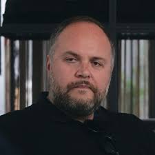 What's the Porsche 911's power delivery?