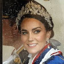 Kate Corona's Instagram, Twitter & Facebook