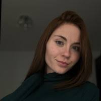 Adriana Moise's Instagram, Twitter & Facebook