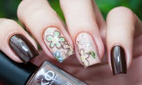 как клеить 3д наклейки на ногти под гель лак Kak Kleit Naklejki Na Gel Lak Miss Tips