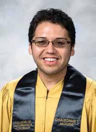 C O M M E N C E M E N T S P R I N G 2 0 1 7