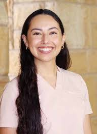 Leila Carpenter's Instagram, Twitter & Facebook