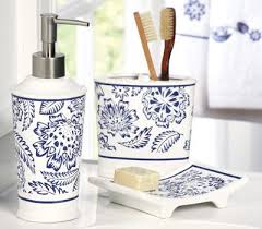 See more ideas about bathroom accessories sets, bathroom accessories, bathroom. Westbrook Bath Accessory Set Blau Weiss Badezimmer Blaues Badezimmer Badezimmer