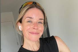 Sabrina Cournoyer partage une photo de sa nouvelle coupe de cheveux