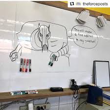 Star Wars Memes Your Daily Dose Of Funny And Interesting Star Wars Memes Subscribe Https Www Pinterest Com I Star Wars Humor Star Wars Jokes Star Wars Facts