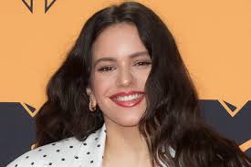 I have a new favorite pizza restaurant. i agree. Rosalia Is Edgy In A High Slit Dress The Chunkiest Thigh High Boots Fitforhealth News