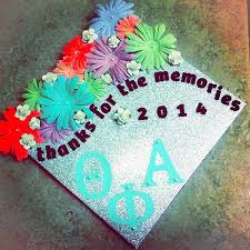 It's time to get decorating! 30 Creative Graduation Cap Decoration Ideas For Creative Juice