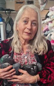 Feeding the pigeons and then this happens 😩