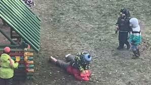 Video V Rossii Deti V Detskom Sadu Tolpoj Izbili Devochku Elgezit