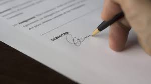 5.para pihak dalam kontrak a.pihak pertama adalah pihak ppk; Surat Perjanjian Kerja Bagaimana Cara Membuatnya Dsla Daud Silalahi Lawencon Associates