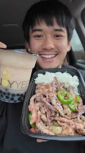 What to Eat at Joy Yee