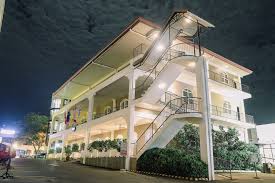 * orders will be packed & ready for scheduled pick up. Kingsley S Hotel And Gastro Pub In Angeles City Hotel Rates Reviews On Orbitz