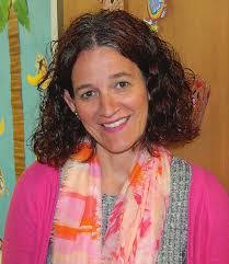 Rachael Oswald's Instagram, Twitter & Facebook