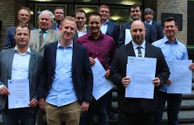 Lars zimmermann authored at least 25 papers between 2012 and 2020. Weiterbildung 184 Schliessen An Der Tbs 1 Mit Dem Techniker Ab Bochum