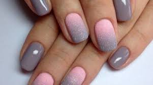 Uñas decoradas con diseño de bob esponja con diferentes caras emotivas con la lengua por fuera, riéndose, preocupado y pensativo. La Ultima Tendencia En Unas Decoradas Joanpa Com