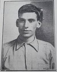 Harry Buckle's Instagram, Twitter & Facebook