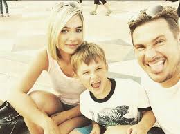 Lee and girlfriend verity currently live in spain. Lee Ryan Children And Girlfriend Strictly Come Dancing Contestant S Family Life Away From The Spotlight As The Eastenders Actor And Blue Singer Signs Up For Bbc Show Ok Magazine