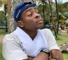 Powerful song brings former bodybuilder to tears