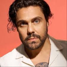 Ben Salter's Instagram, Twitter & Facebook