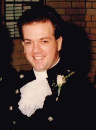 Does anyone have a mobile number for Warren Bailey please?