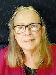 Darlene Dodds's Instagram, Twitter & Facebook