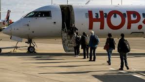 Vous partez en vacance ou voyage d'affaires sur l'aéroport cdg et que vous arrivez sur l'aéroport orly,nos chauffeurs sont là pour une prise en charge rapide en taxi pour attraper votre vol sur le. Navette Air France Entre Bordeaux Et Paris Clap De Fin Annonce Cette Semaine