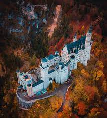See more ideas about kastélyok, táj, németország. Neuschwanstein Castle Germany Pics