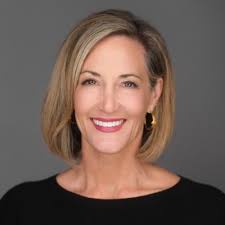 I would like to thank the entire Academy of Finance staff and the Hamlet…