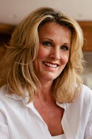 Michelle Eastman's Instagram, Twitter & Facebook