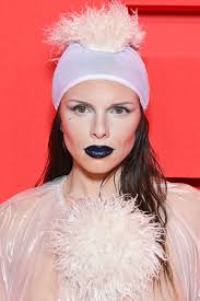 Julia Fox debuts the longest mullet hairstyle ever