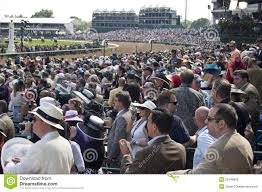 Crowd Watches The Kentucky Derby Race Crowd Watching The Kentucky Derby Race In Sponsored Ad Ad Kentucky Derby Race Tourist Attraction Kentucky Derby