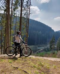 Der Fruhling Ist Da Und Die Mountainbikesaison Eroffnet Comebackstronger Radeln Sports Outdoor Outdoorsports O Radeln Instagram Fruhling
