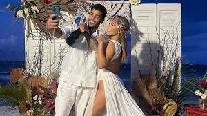 May 24, 2021 · brazilian singer mc kevin's rio hotel room was littered with condoms before he plunged to his death after allegedly trying to hide from his wife following a threesome. Mc Kevin Dies At 23 After Falling From The 11th Floor In Rio Ruetir
