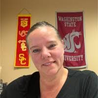 Nicole Shook's Instagram, Twitter & Facebook