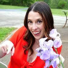 Darla Cote's Instagram, Twitter & Facebook