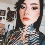 Tamra Fischer's Instagram, Twitter & Facebook