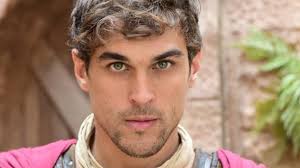 Vilão em Jesus, Felipe Roque festeja repercussão internacional da trama da  Record TV