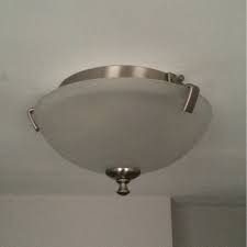 If your space is really temporary, like a dorm room or a short term let, or even if you don't have access to switch off the electricity then a refit is out of the question. How To Remove This So I Can Change The Lightbulb Itectec