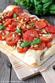 Tomaten Ricotta Tarte Mit Pinienkernen Schokokuss Und Zuckerperle Rezepte Abendbrot Ricotta